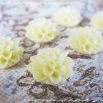 6 Resin Chrysanthemum Flowe..