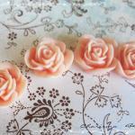 6 Resin Roses Cabochons Flo..