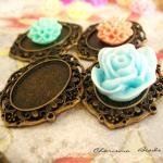 4 Antique Bronze Base Setti..