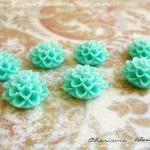 12 Resin Chrysanthemum Flow..