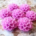 6 Resin Chrysanthemum Flowe..