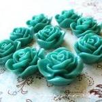 12 Resin Roses Cabochons Fl..