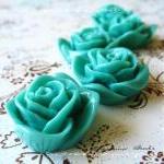 12 Resin Roses Cabochons Fl..