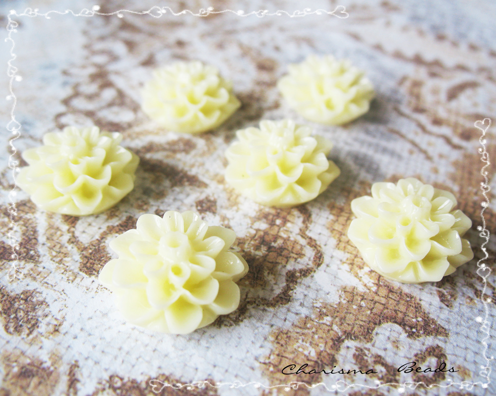 6 Resin Chrysanthemum Flower Cabochons Accessory 15x8mm