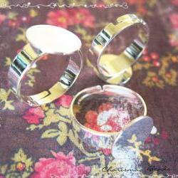 12 Adjustable Silver Brass Ring Shanks with a Blank Base 3-4.5mm wide, 18mm diam, Base 12mm diam