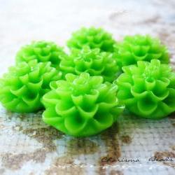 12 Resin Chrysanthemum Flower Cabochons Accessory 15x8mm