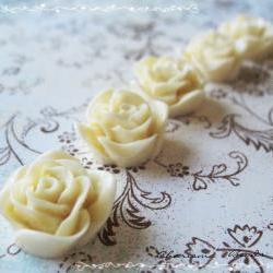 12 Resin Roses Cabochons Flower Accessory 22x22x12mm