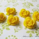 6 Resin Roses Cabochons Flo..