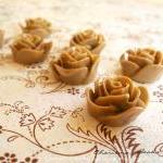 18 Resin Roses Cabochons Flower Accessory 22x22x12mm