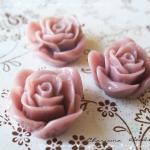 24 Resin Roses Cabochons Fl..